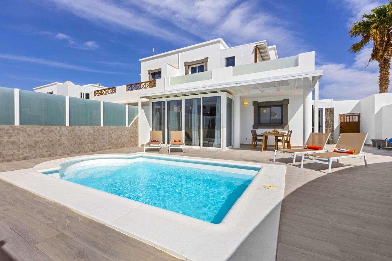 Oscar Villa Playa Blanca (Lanzarote)